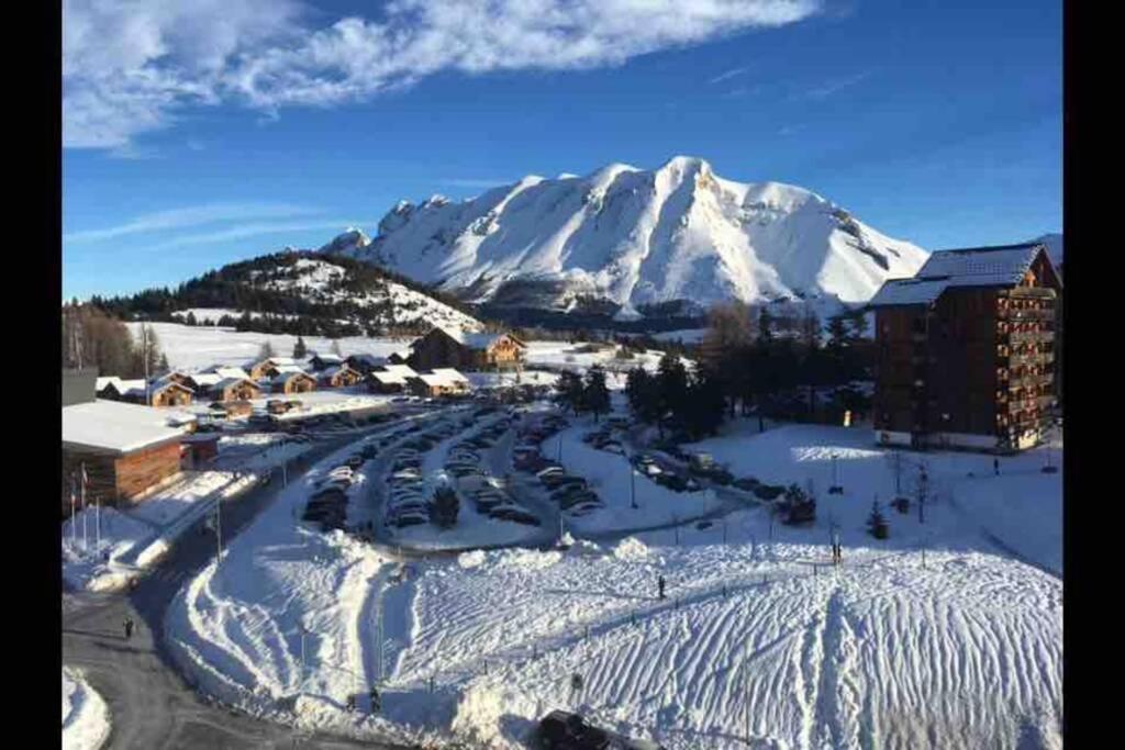 Appartement Superdevoluy 28M2 Au Pied Des Pistes 9Eme Etage Saint-Étienne-en-Dévoluy Kültér fotó